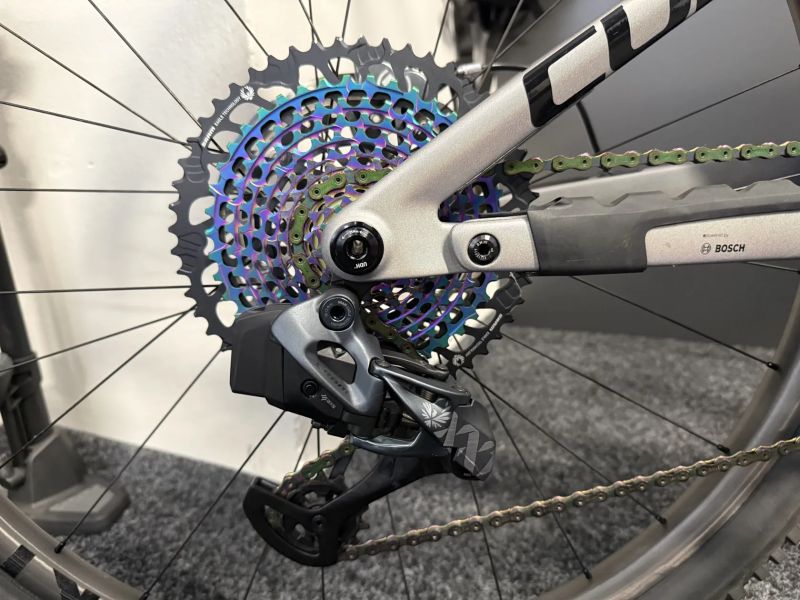 CUBE Stereo Hybrid ONE55 HPC SLT 750 XL 2024 87km PC 250tis.