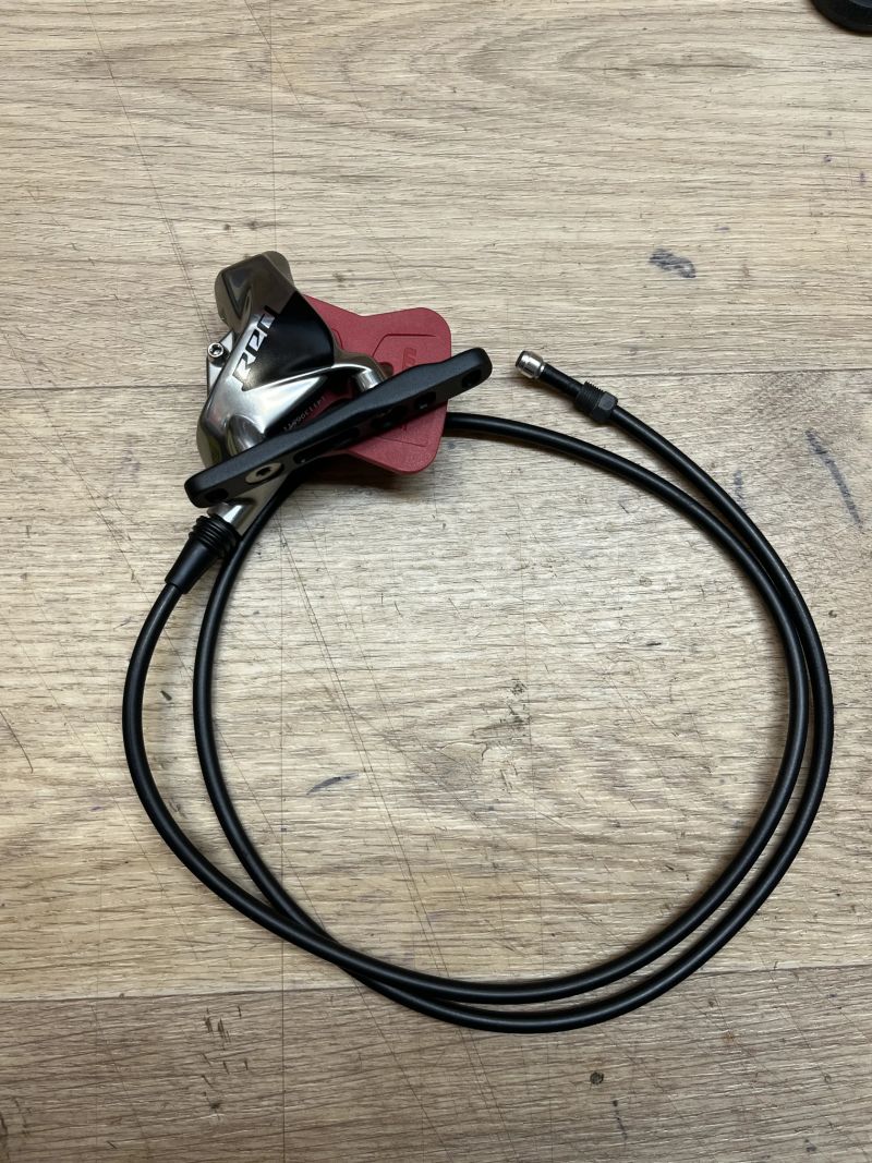 Brzdové třmeny Sram Red D1