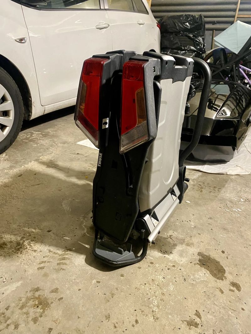 Nosič kol na tažné Thule EasyFold XT 2 (933)