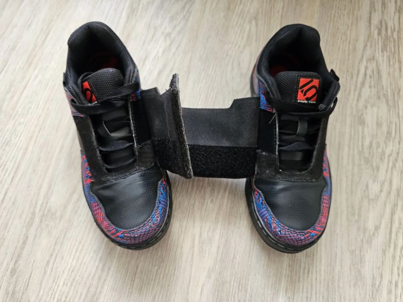 Boty Five Ten Downhill