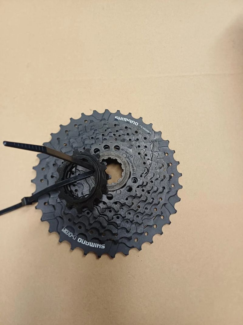 Nová kazeta Shimano hg200 - 9 11-36z