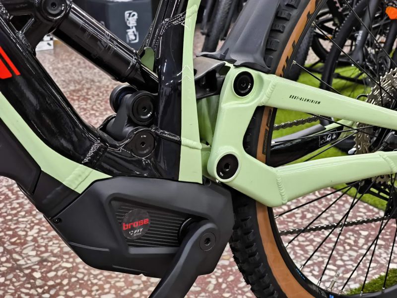 !!!NOVÝ!!! BULLS E-Stream EVO AM2 29", motor Brose 90Nm, baterie 925Wh, vel. L, Shimano Deore