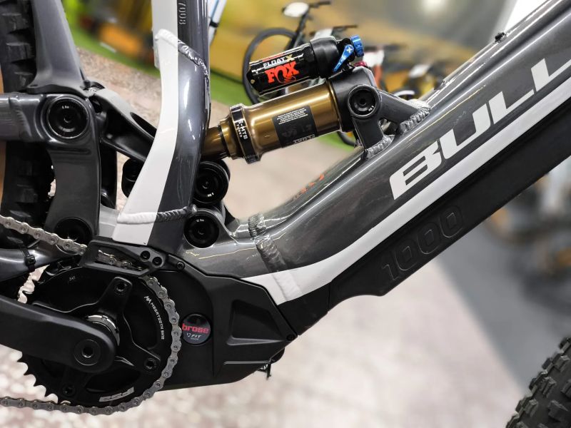 !!!NOVÝ!!! BULLS E-Stream EVO AM6 29", Brose 90Nm, baterie 925Wh, Shimano XTR+XT, velikost M