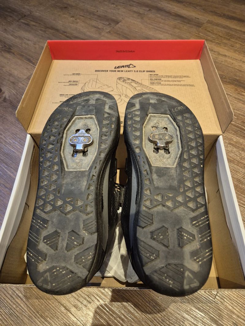 Leatt DBX 5.0 clip 43,5