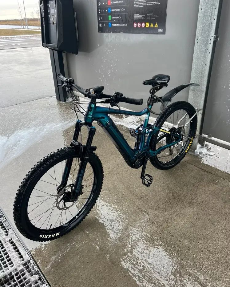 Giant LIV Intrigue E+1 PRO 2019