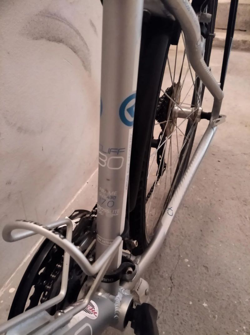 Kellys Cliff 30 Silver