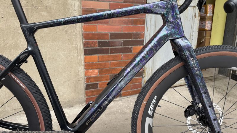 Nový gravel Focus Atlas 8.9