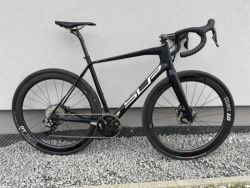 Superior X-road team issue R