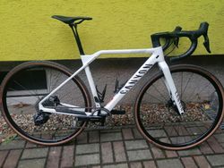 Canyon Inflite CF SLX