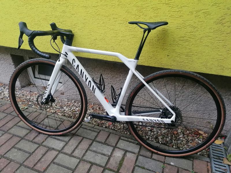 Canyon Inflite CF SLX