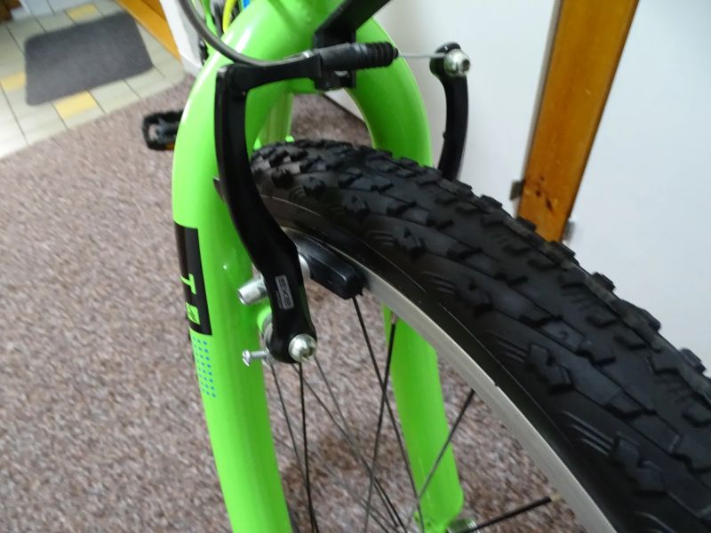 Leader Fox Buffalo 24" Velmi dobrý stav