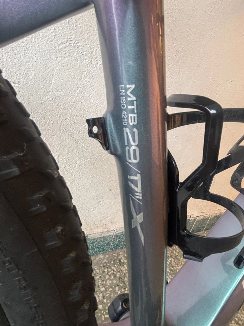 MRX Elite Carbon 29, vel. 17