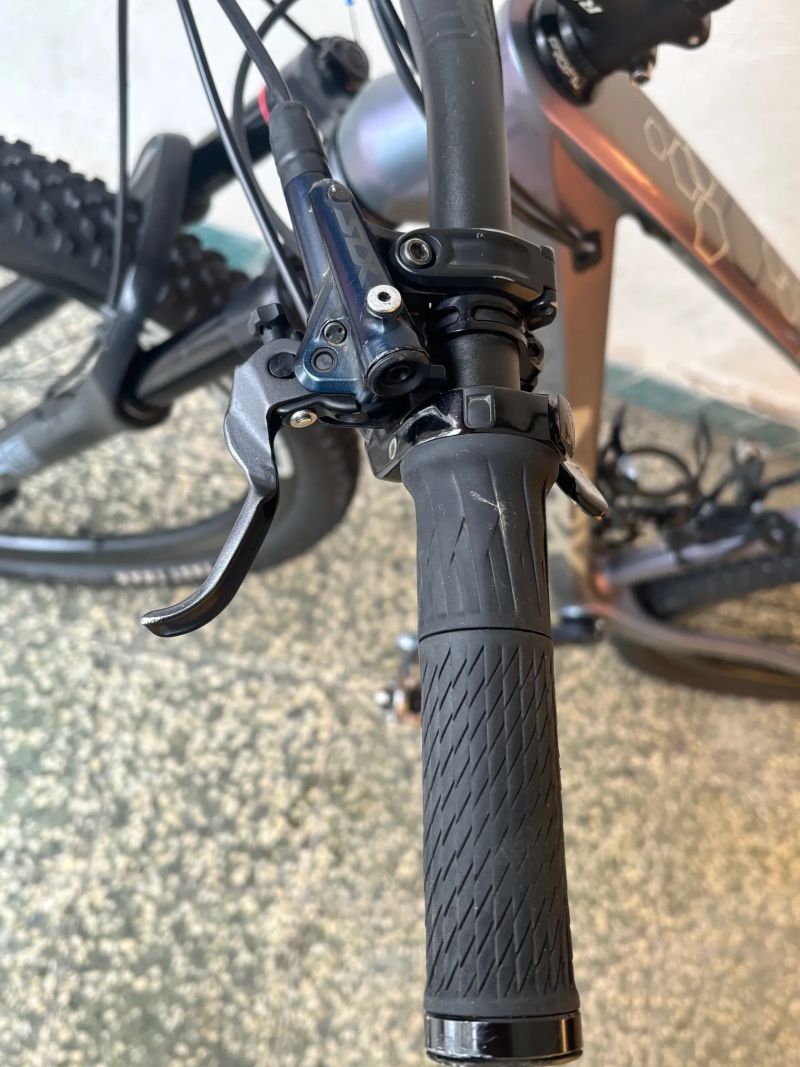 MRX Elite Carbon 29, vel. 17