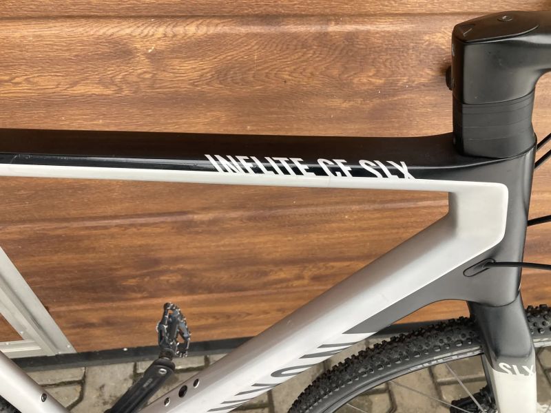 Canyon Inflite CF SLX