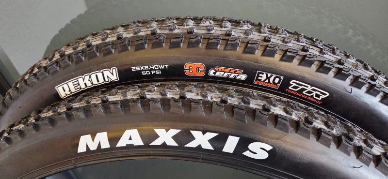 Nové nejeté Maxxis Recon 29x2.40 WT EXO 3C Maxx Terra Protection TR
