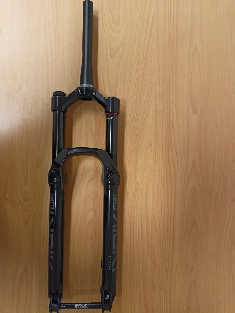 Vidlice Rock Shox Lyrik RC2 160 mm
