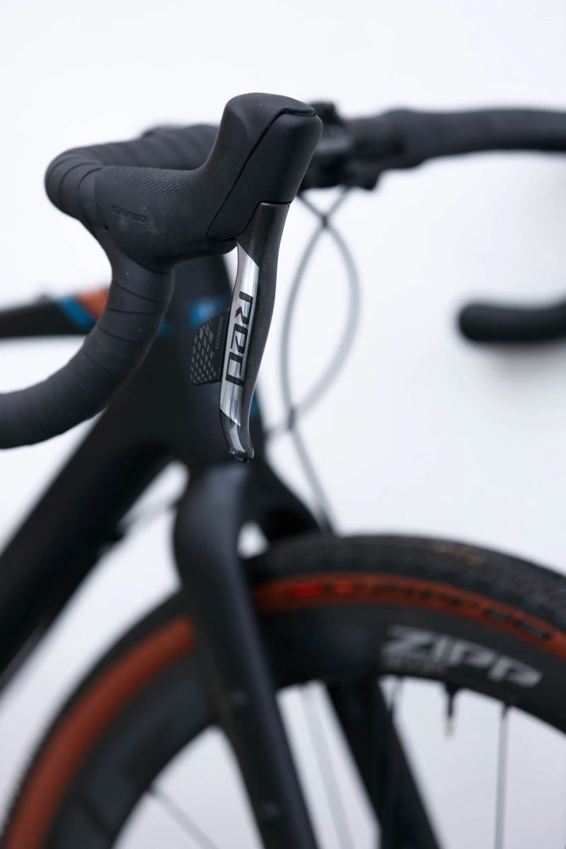 GT Grade Carbon Pro (vel. S)