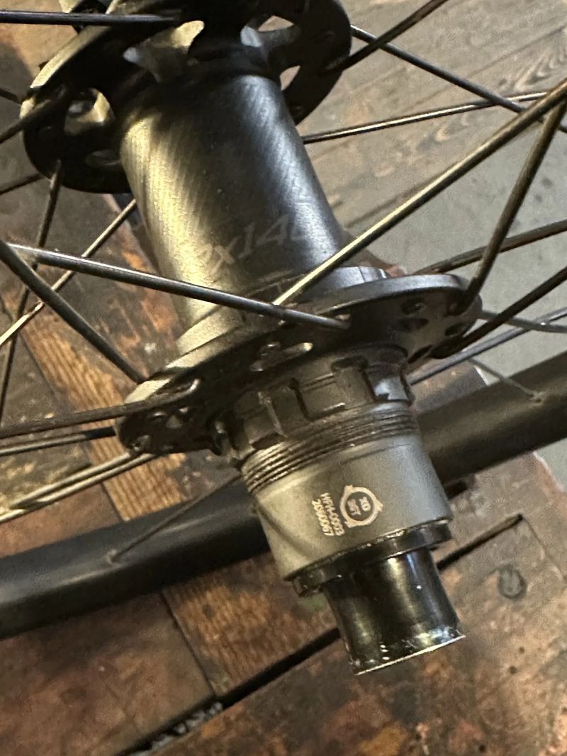 zapletená kola Specialized 29