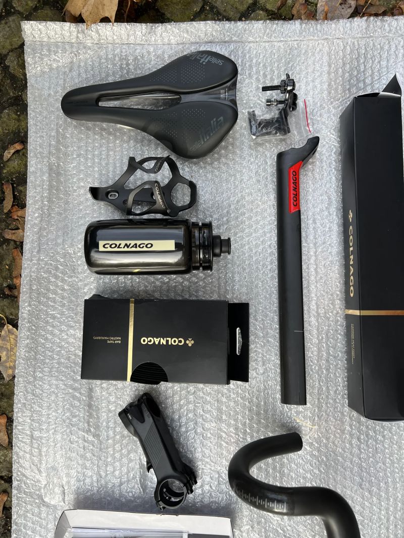 COLNAGO V3RS Disc rámový set, nový