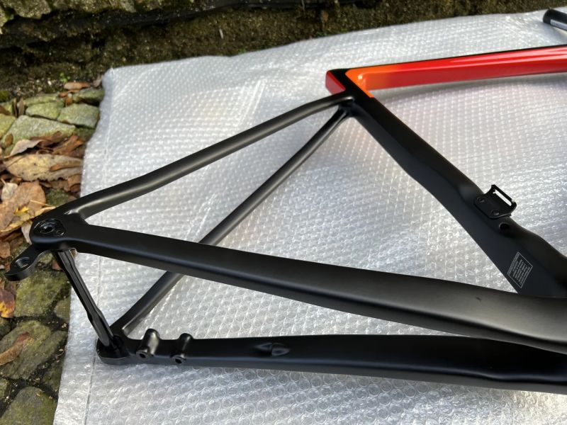 COLNAGO V3RS Disc rámový set, nový
