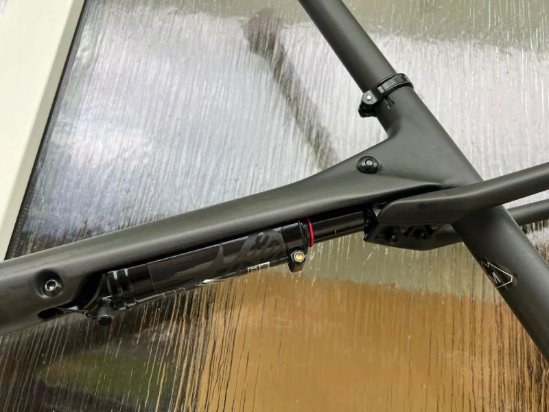 SPECIALIZED S-Works Epic World Cup Satin Smoke Granite / Metallic White Silver, NOVÝ