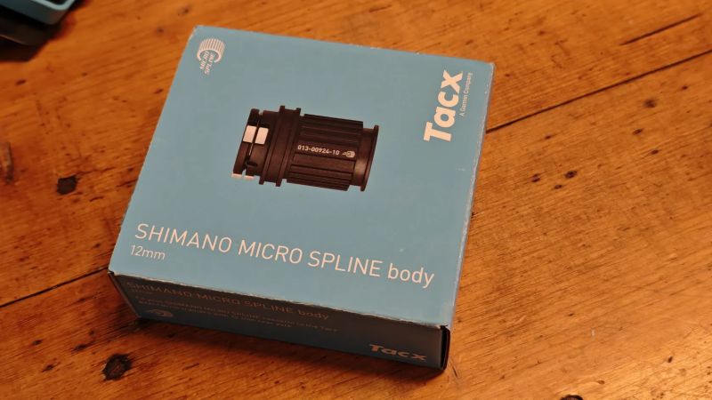 Tacx NEO 2T smart + motion plates + další