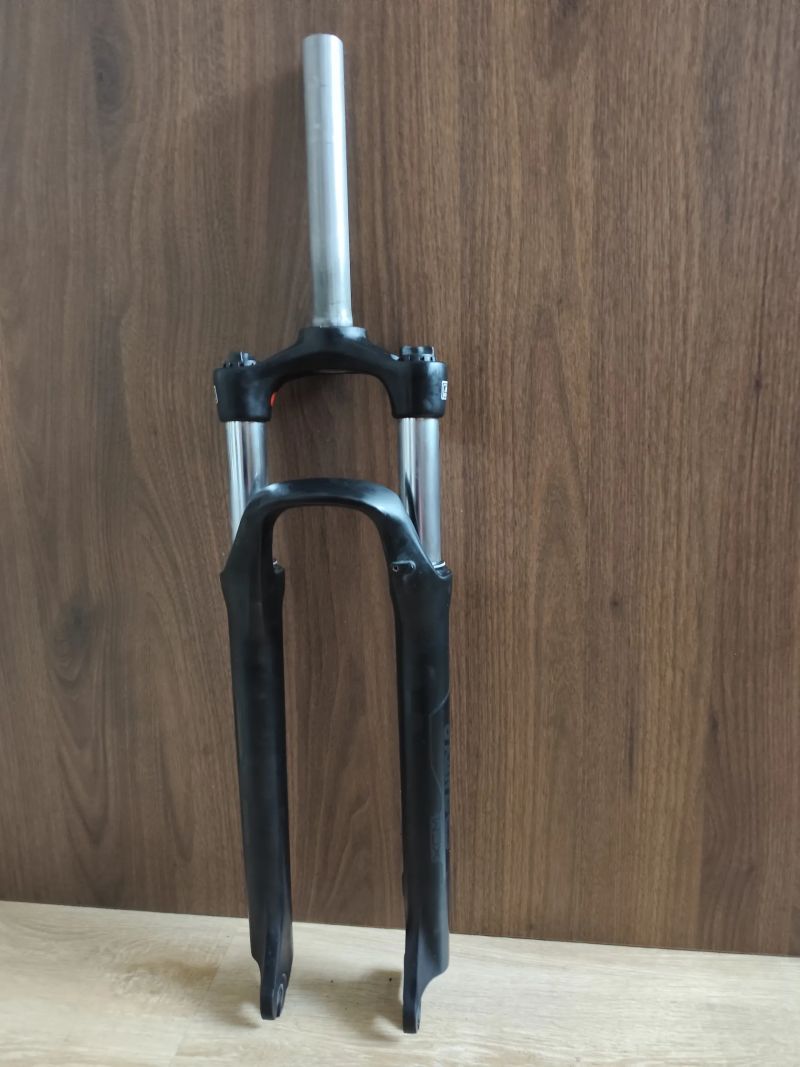 MTB Pružinová vidlice suntour