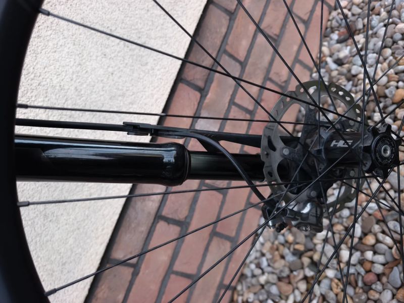 Cannondale Fsi Hi-Mod L-karbonová lefty, karbonová kola, komplet XTR