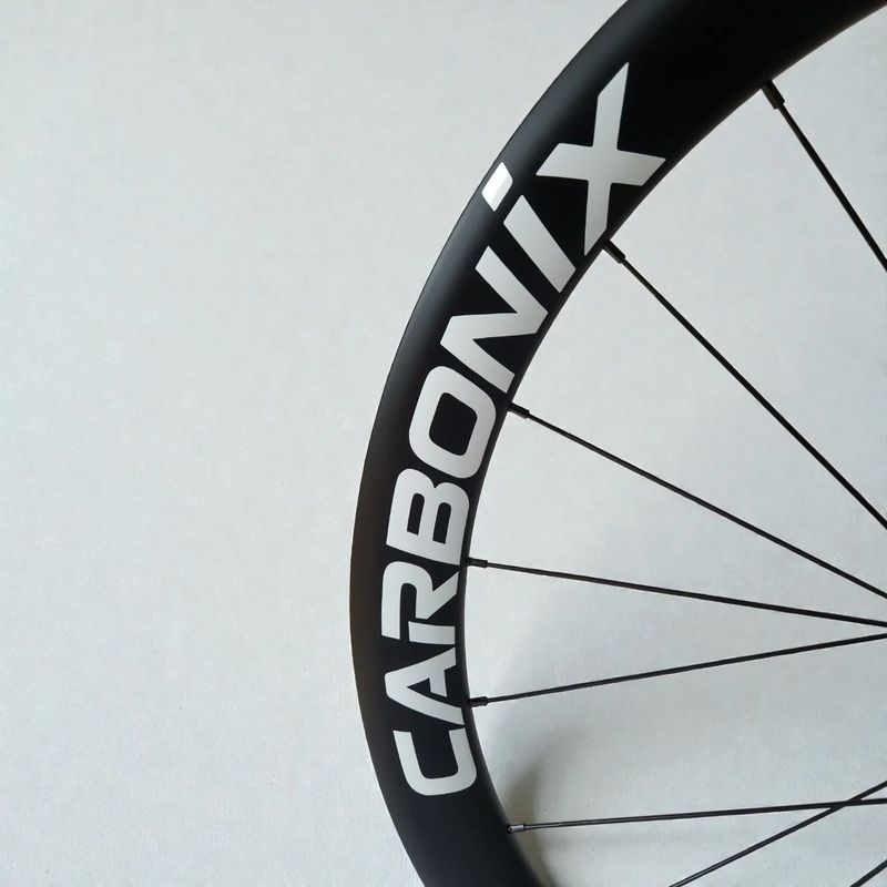 Karbonová gravelová aero kola - Carbonix HORIZON 45 | 26mm vnitřní šířka | 1540g | Pillar | Ratchet