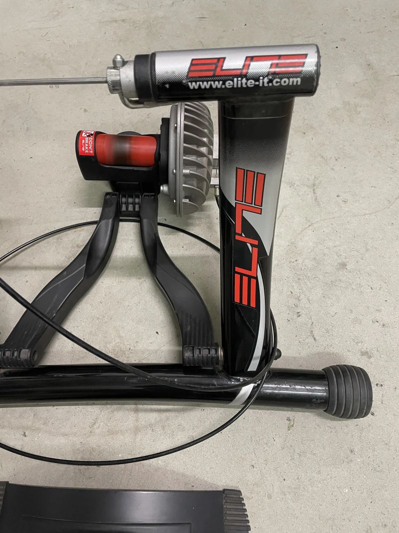 Elite Crono – cyklistický trenažér (2016)