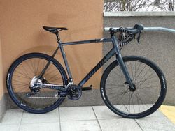 Author Aura XR5 2020