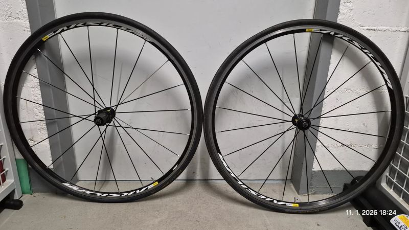 Prodám Alu kola na silničku Mavic Aksium