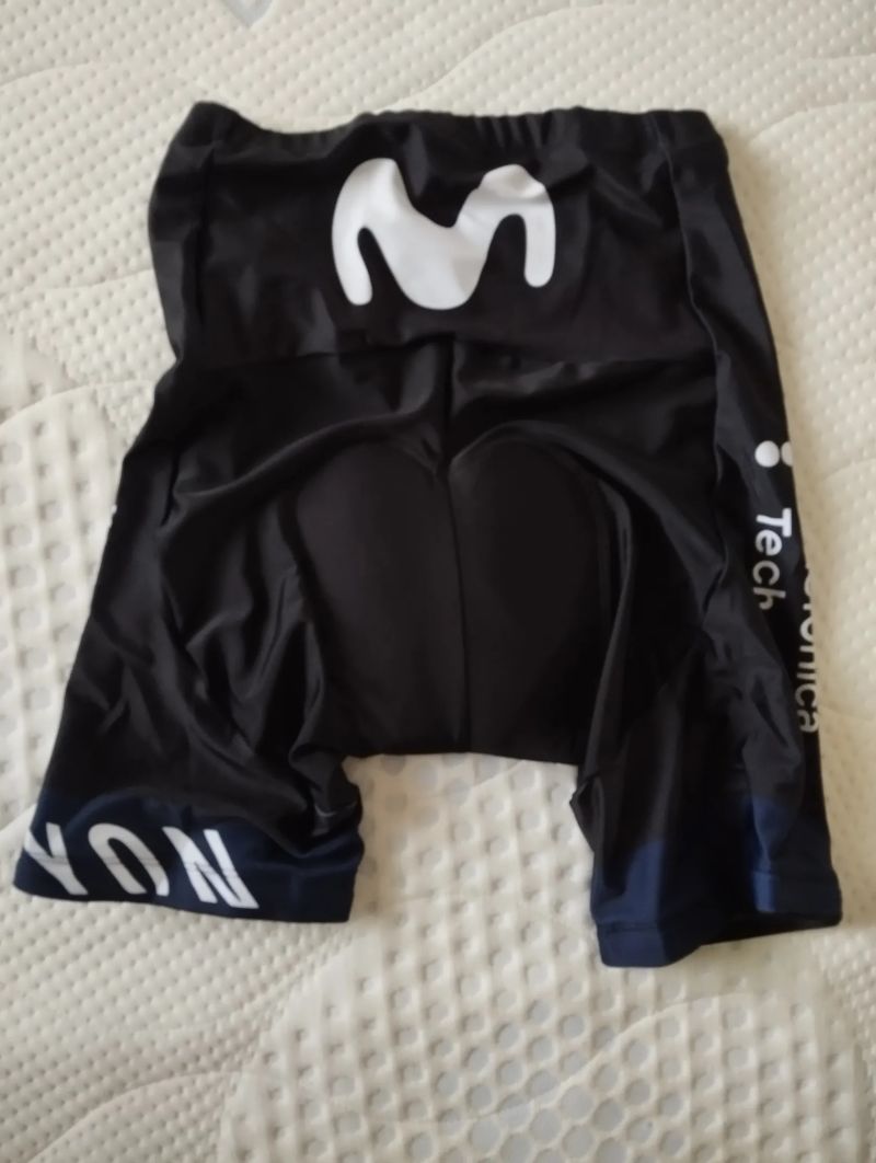 Cyklodres Movistar/Canyon