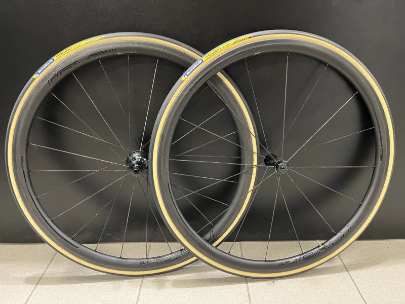 Roval Rapide CLX 32 tubular