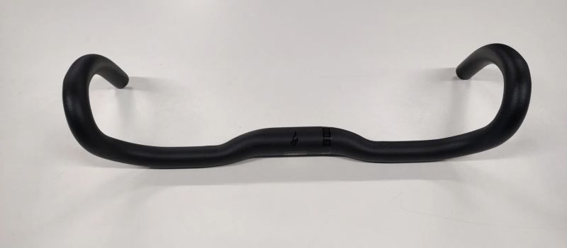 gravel řidítka Specialized Hover Alloy Handlebars 42cm plus Flare