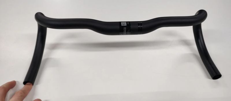 gravel řidítka Specialized Hover Alloy Handlebars 42cm plus Flare