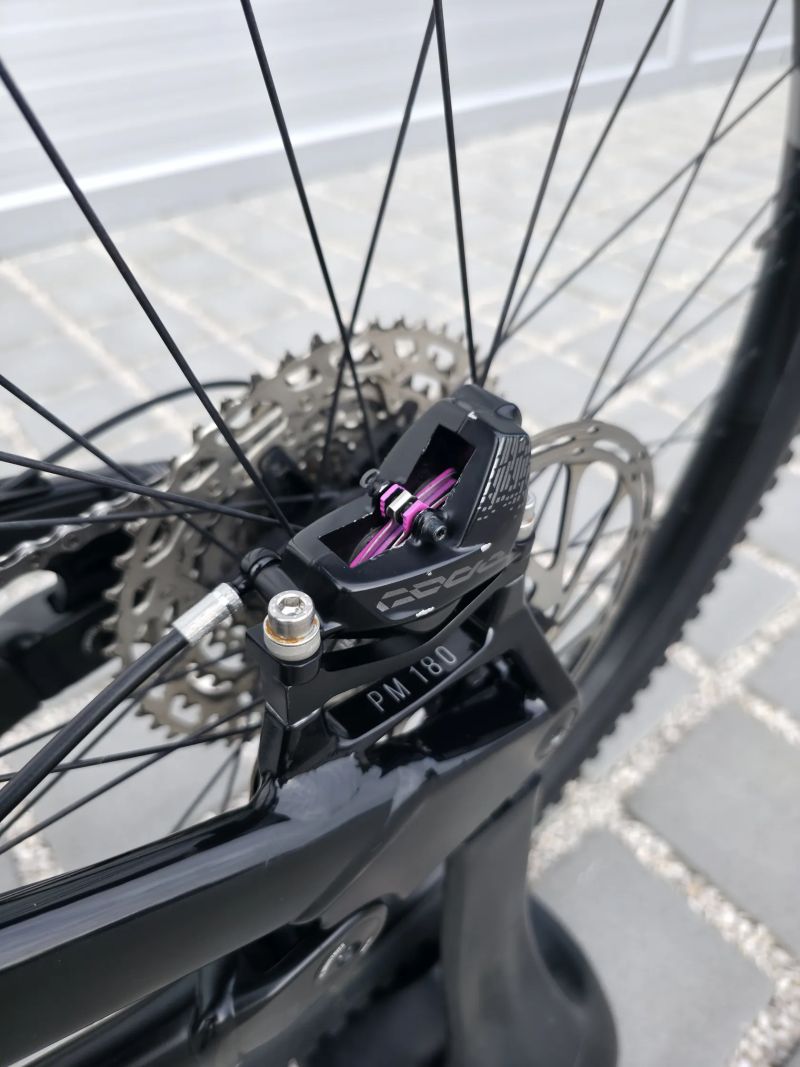 Elektrokolo YT Industries Decoy CORE 2 2022 29″ velikost L (M) / Shimano EP8 / Shimano XT / Top stav