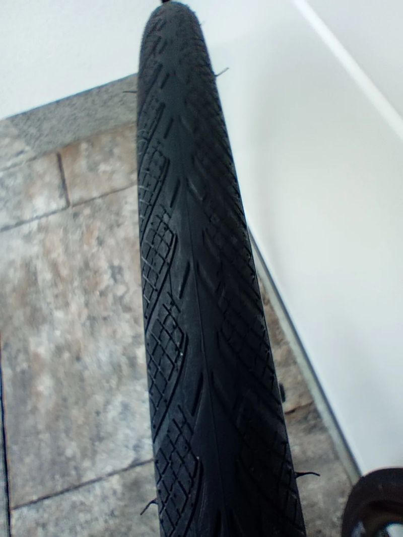 Silniční zapletená kola Microtech MCT Disc 700C - sundaná z nového kola včetně plášťů