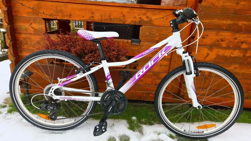 Dívčí kolo 24" Rock Machine Catherine 7-12let postava 120-150cm 