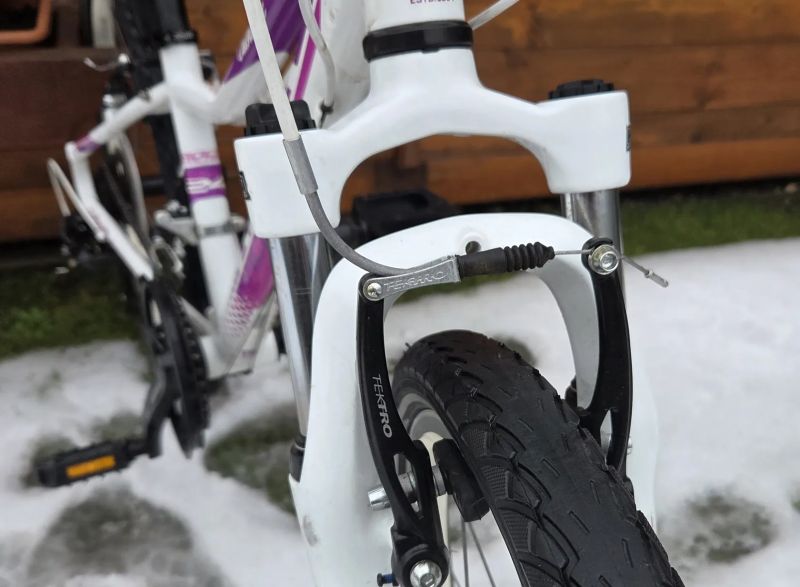 Dívčí kolo 24" Rock Machine Catherine 7-12let postava 120-150cm 