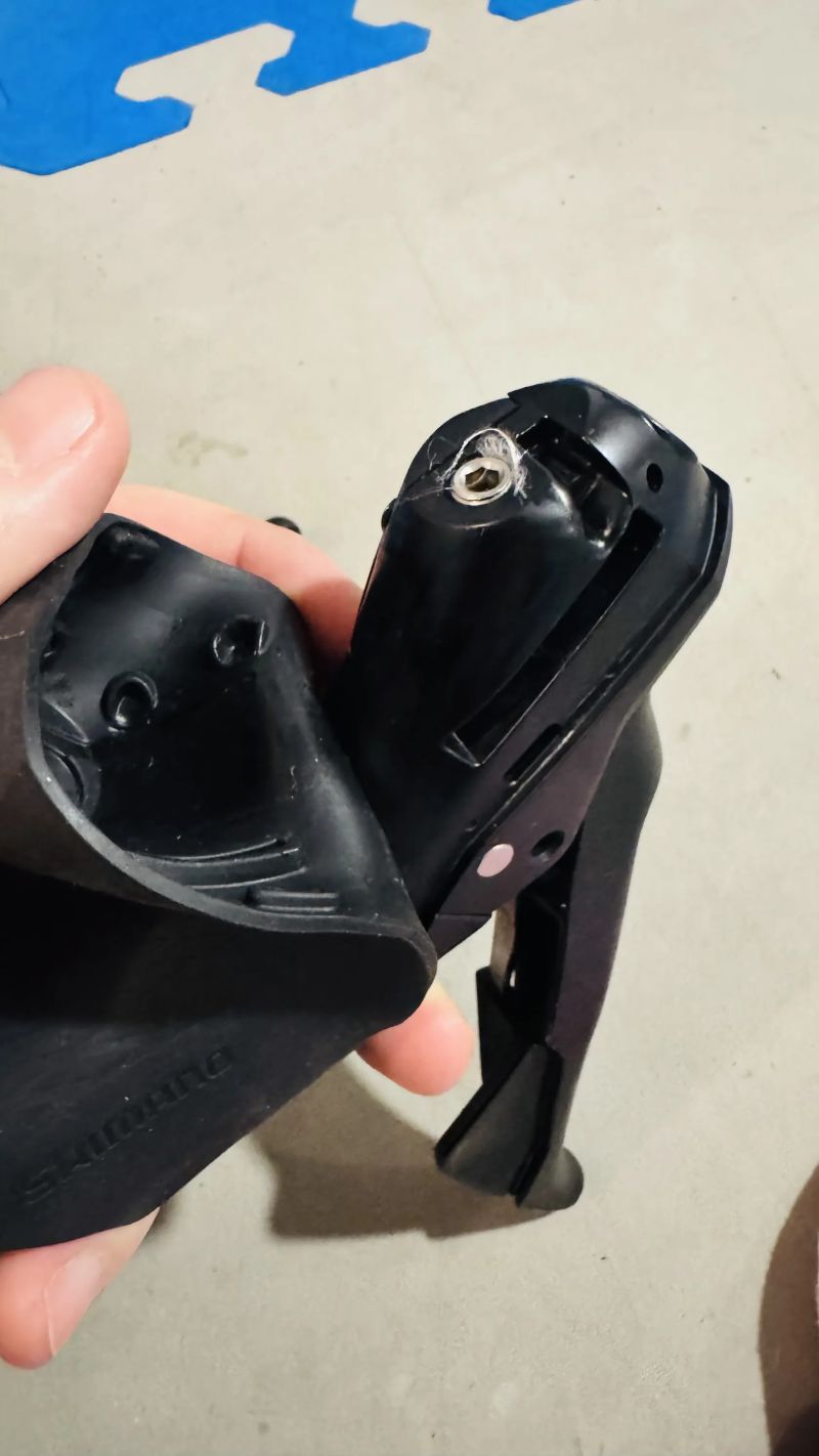 Gravelové páky/brzdy GRX ST-RX600 (2x11)