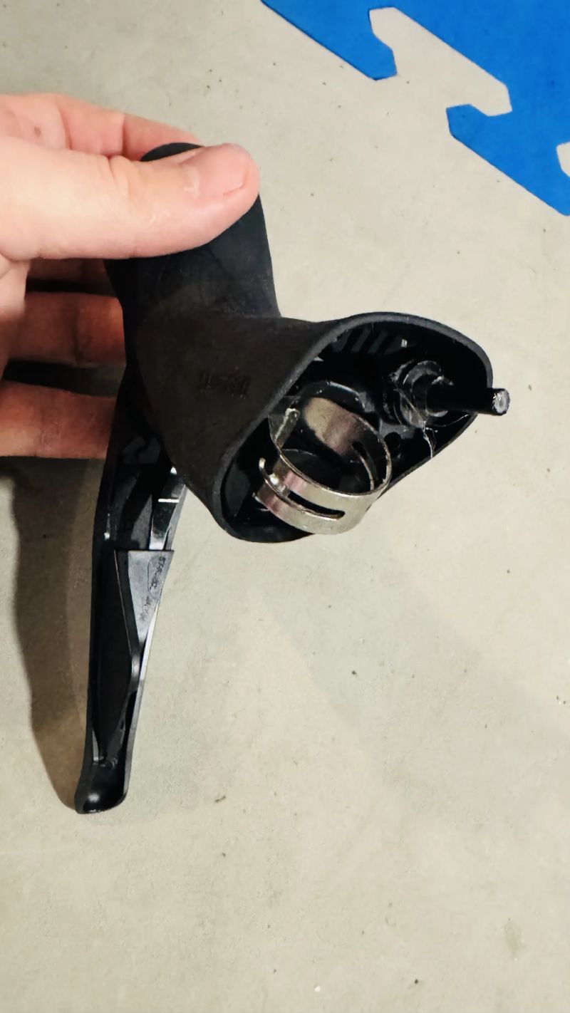 Gravelové páky/brzdy GRX ST-RX600 (2x11)