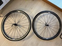 DT Swiss P1800 Spline SRAM XDR + Schwalbe Pro One Tubeless