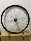 Zapletená kola Bontrager Paradigma SL TLR Disk