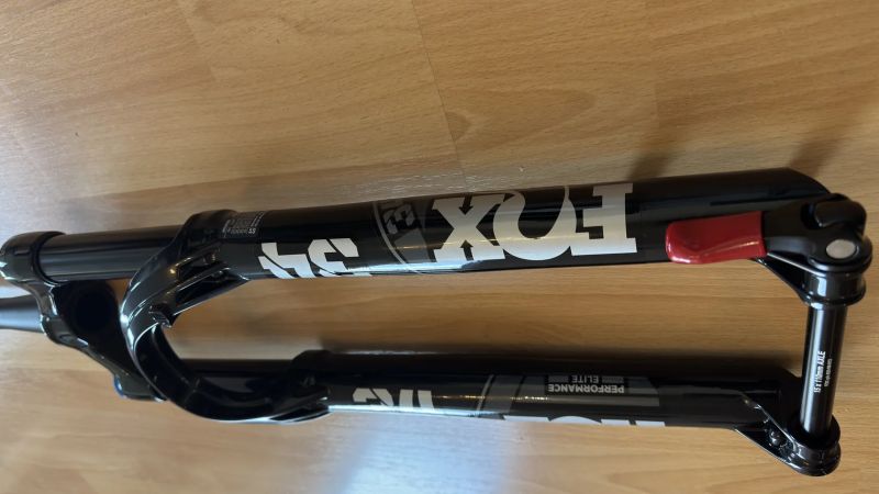 Fox 34 Float Performance Elite - NOVÁ