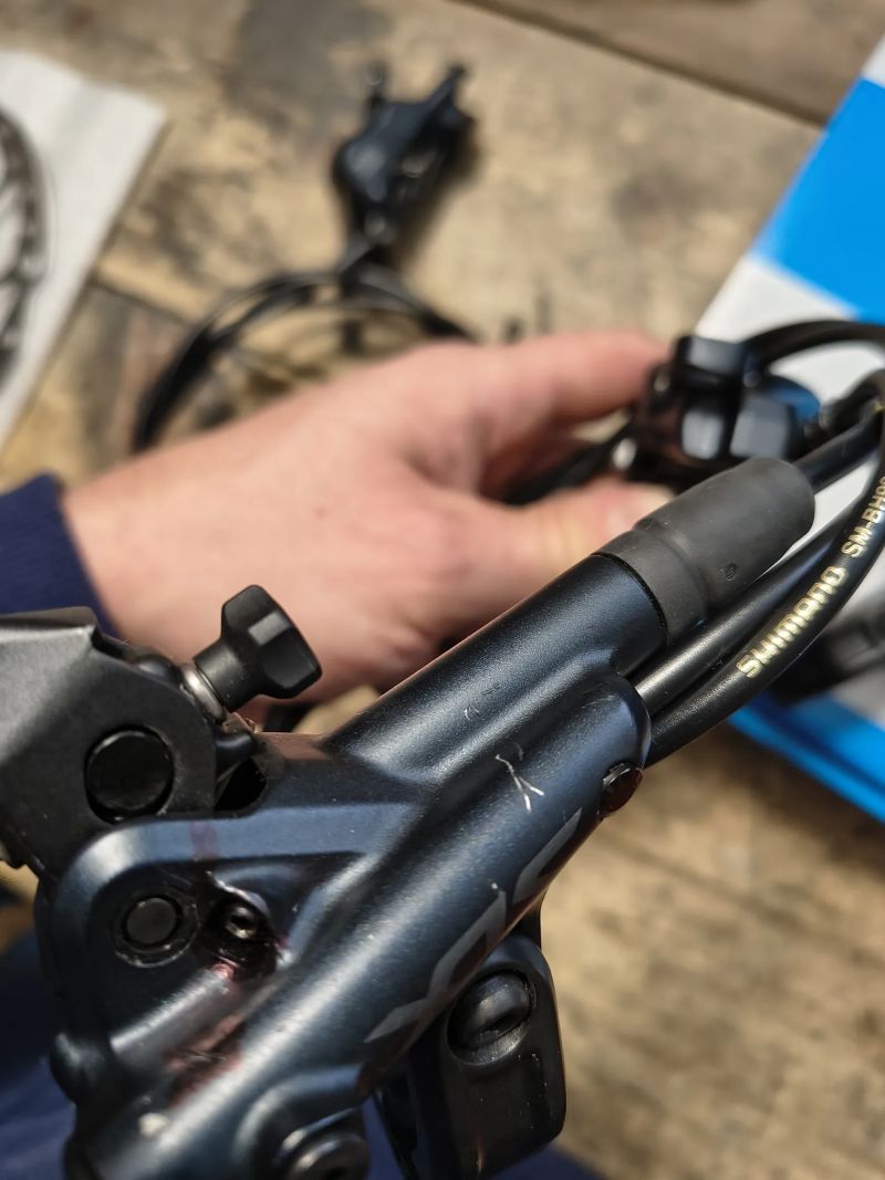 Set Brzdy Shimano SLX BR-M7120, 4 pístové, skoro nové.