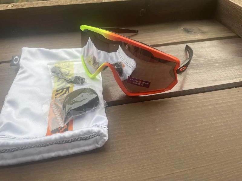 Oakley Sutro/BXTR/Flak 2.0/Sphaera/Radar/Radarlock