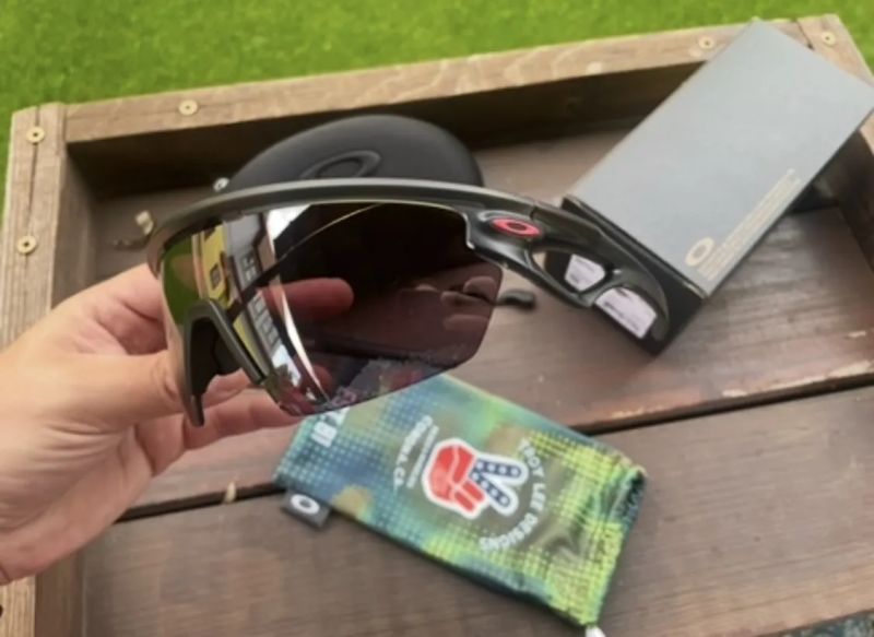 Oakley Sutro/BXTR/Flak 2.0/Sphaera/Radar/Radarlock