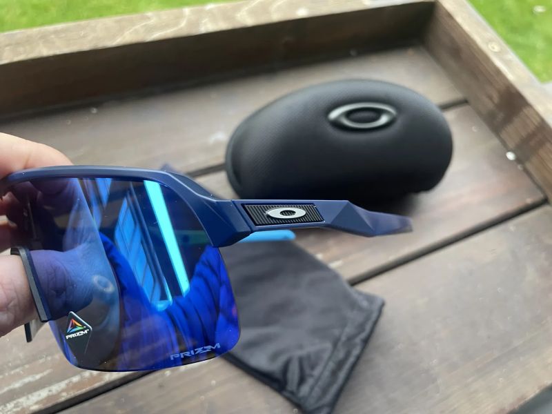 Oakley Sutro/BXTR/Flak 2.0/Sphaera/Radar/Radarlock