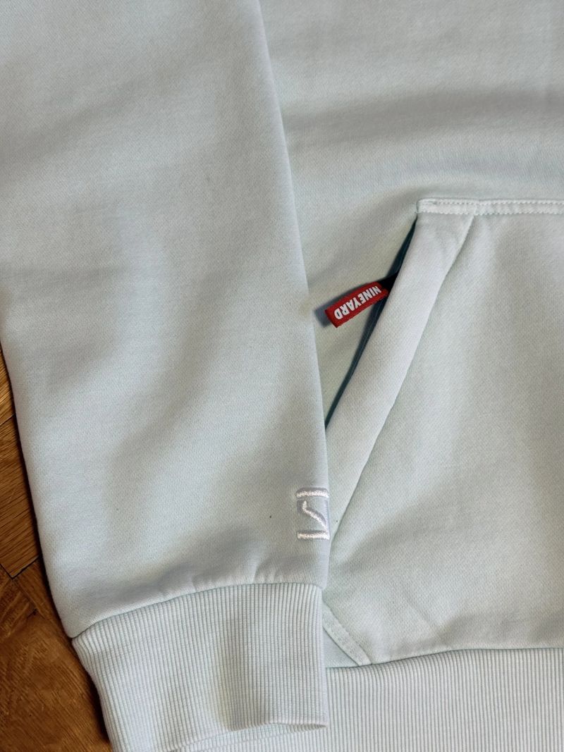 Nenošená mikina Nineyard vel. M